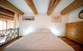 Air-Conditioned Loft In The Heart Of The Old Port